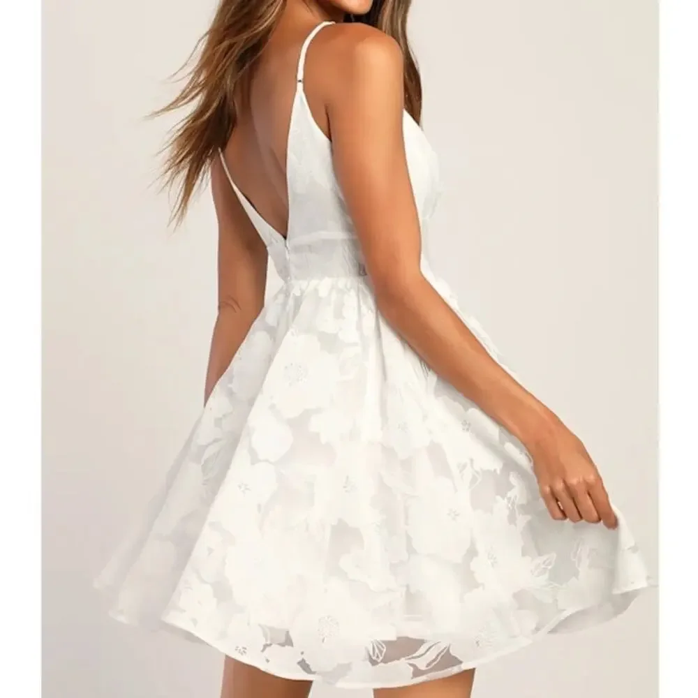 Lulus NWOT Floral Feelings White Floral Burnout Jacquard Babydoll Mini Dress - Picture 4 of 12